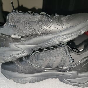 Adidas Originals Ozweego Zip Black Running Sneakers